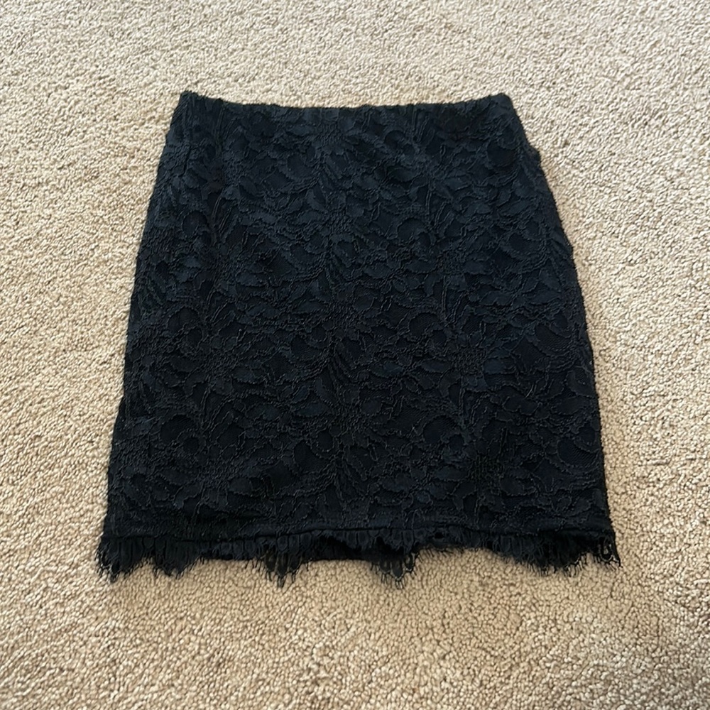 Black lace short skirt